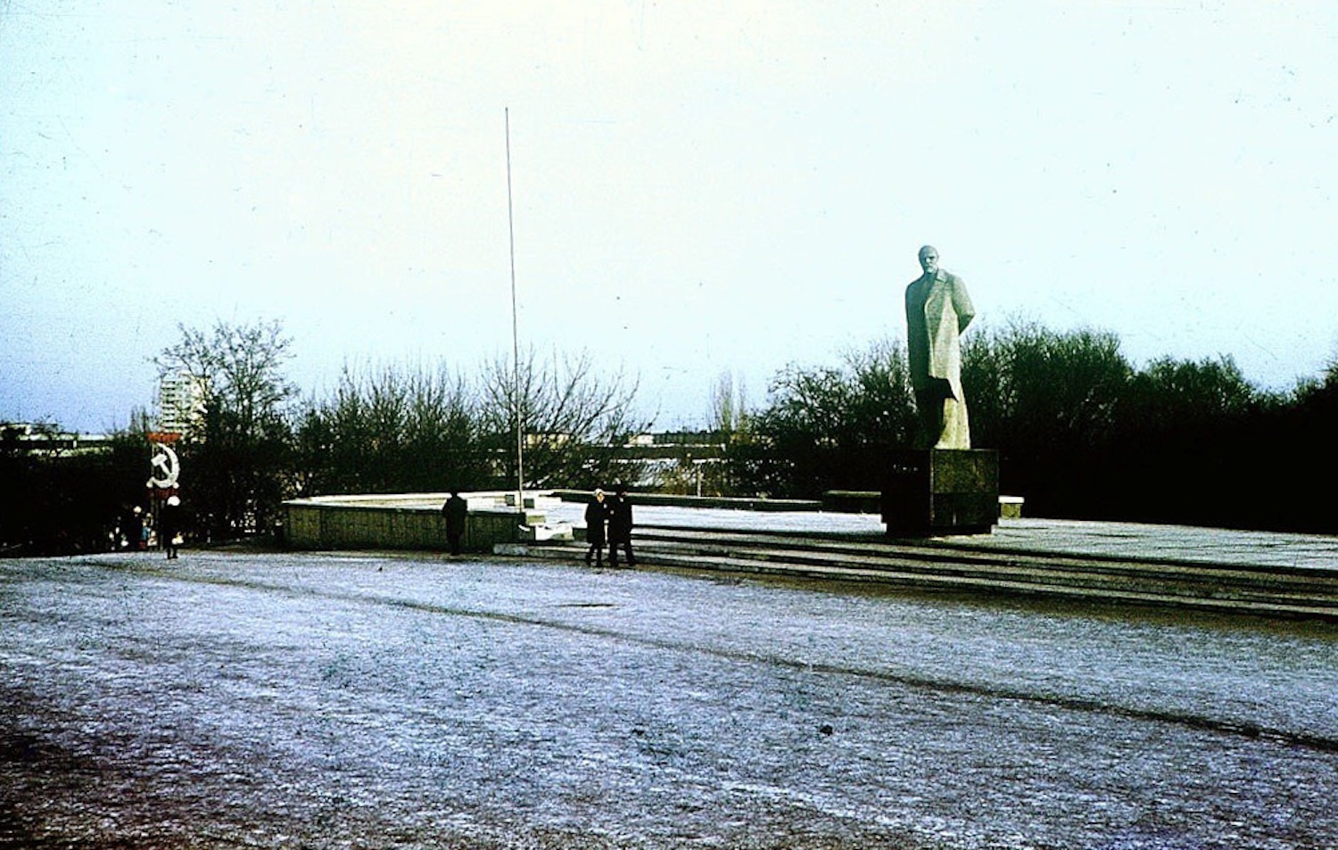 Recovering Moldovan Identity Through Literature