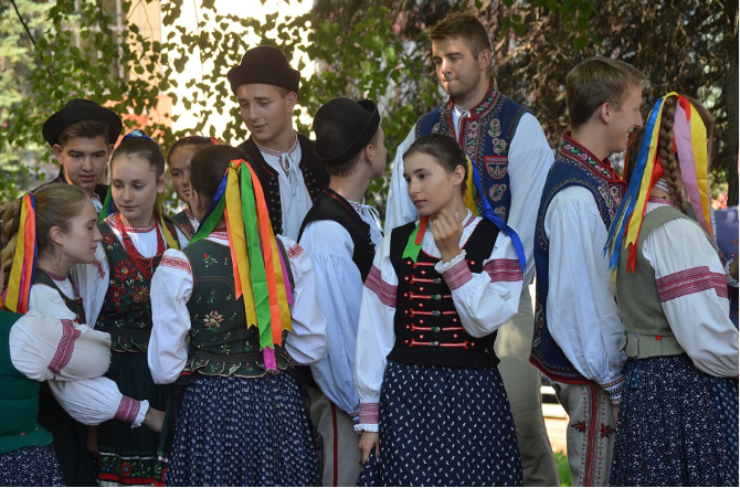 The Five Largest and Most Influential Ukrainian Diasporas Worldwide